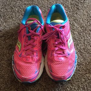 Saucing Guide running shoes